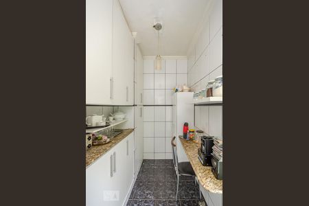 Casa à venda com 435m², 6 quartos e 4 vagas Casa à venda com 435m², 6 quartos e 4 vagasCozinha