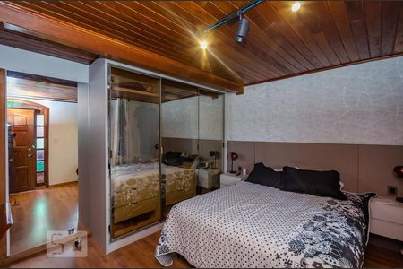 Casa à venda com 435m², 6 quartos e 4 vagas Casa à venda com 435m², 6 quartos e 4 vagasSuíte 2