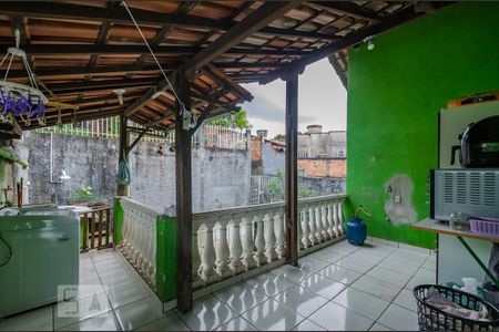 Casa à venda com 435m², 6 quartos e 4 vagas Casa à venda com 435m², 6 quartos e 4 vagasvaranda