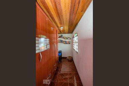 Casa à venda com 435m², 6 quartos e 4 vagas Casa à venda com 435m², 6 quartos e 4 vagasCloset Suíte 2