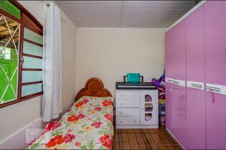 Casa à venda com 435m², 6 quartos e 4 vagas Casa à venda com 435m², 6 quartos e 4 vagasQuarto 2