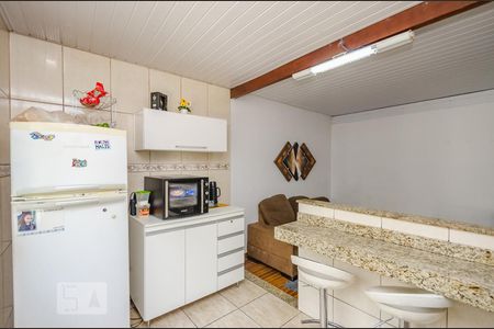 Casa à venda com 435m², 6 quartos e 4 vagas Casa à venda com 435m², 6 quartos e 4 vagasCozinha