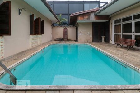 Casa para alugar com 400m², 4 quartos e 6 vagasPiscina