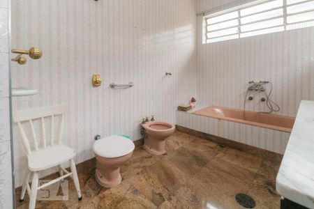 Casa para alugar com 400m², 4 quartos e 6 vagasSuíte