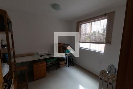 Quarto 1 de casa à venda com 5 quartos, 300m² em Vila Monumento, São Paulo