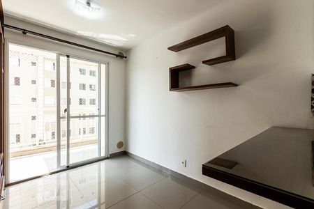 Sala  de apartamento para alugar com 1 quarto, 33m² em Jardim Santa Teresinha, São Paulo