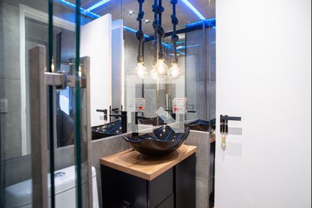 Apartamento para alugar com 60m², 2 quartos e 2 vagasBanheiro 2