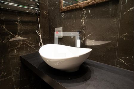 Apartamento para alugar com 60m², 2 quartos e 2 vagasBanheiro da Suíte