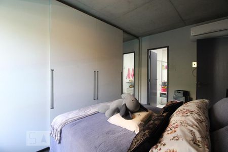 Suíte de apartamento à venda com 2 quartos, 70m² em Campo Belo, São Paulo