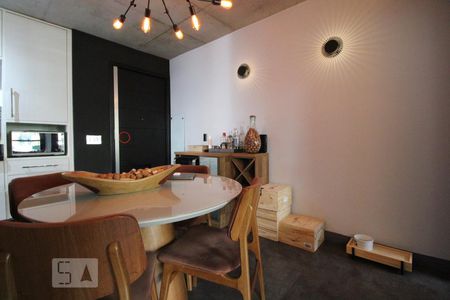 Sala de apartamento à venda com 2 quartos, 70m² em Campo Belo, São Paulo