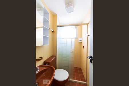 Banheiro Social de apartamento para alugar com 1 quarto, 45m² em Vila Clementino, São Paulo