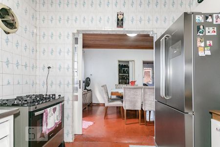 Casa para alugar com 60m², 2 quartos e 2 vagasCozinha