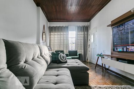 Casa para alugar com 60m², 2 quartos e 2 vagasSala de Estar