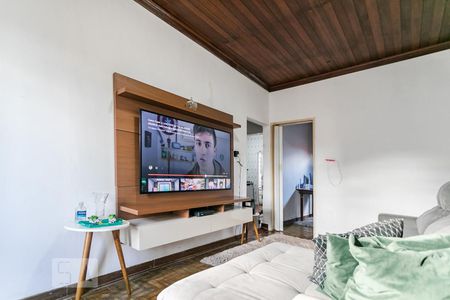 Casa para alugar com 60m², 2 quartos e 2 vagasSala de Estar