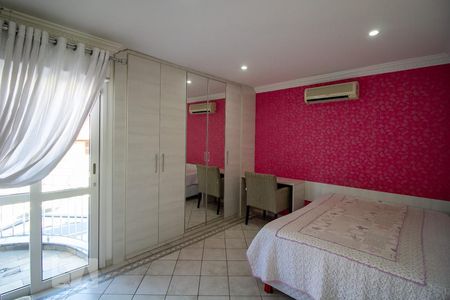 Casa à venda com 262m², 3 quartos e 4 vagasSuíte 1