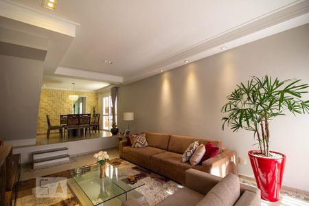 Sala de casa à venda com 3 quartos, 262m² em Sítio da Figueira, São Paulo