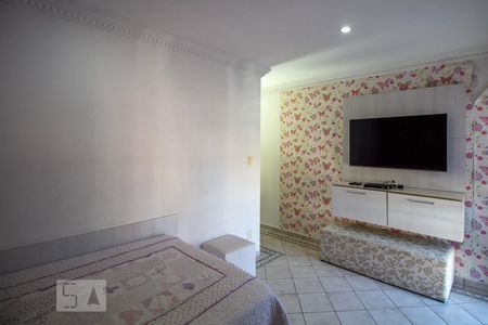 Casa à venda com 262m², 3 quartos e 4 vagasSuíte 1