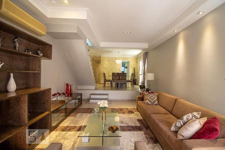 Sala de casa à venda com 3 quartos, 262m² em Sítio da Figueira, São Paulo