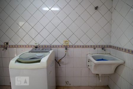 Casa à venda com 262m², 3 quartos e 4 vagasÁrea de Serviço