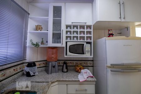 Casa à venda com 262m², 3 quartos e 4 vagasCozinha - Armários