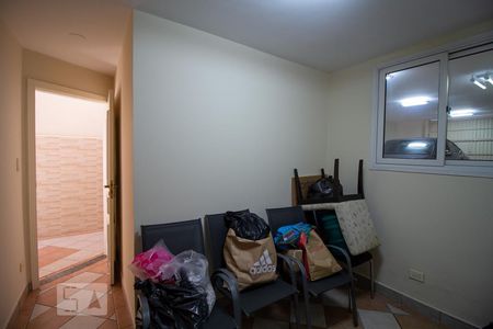 Casa à venda com 262m², 3 quartos e 4 vagasQuarto de Serviço