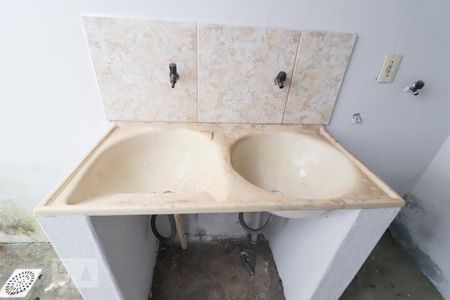 Casa para alugar com 50m², 2 quartos e sem vaga Casa para alugar com 50m², 2 quartos e sem vagaÁrea de serviço