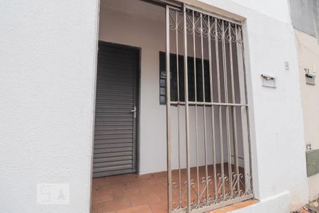 Casa para alugar com 50m², 2 quartos e sem vaga Casa para alugar com 50m², 2 quartos e sem vagaEntrada