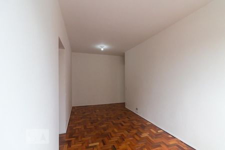 Sala de Apartamento com 2 quartos, 59m² Vila Miriam