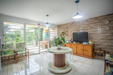 Salão de casa à venda com 3 quartos, 400m² em Planalto Paulista, São Paulo