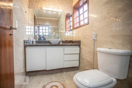 Banheiro Suíte de casa à venda com 3 quartos, 400m² em Planalto Paulista, São Paulo