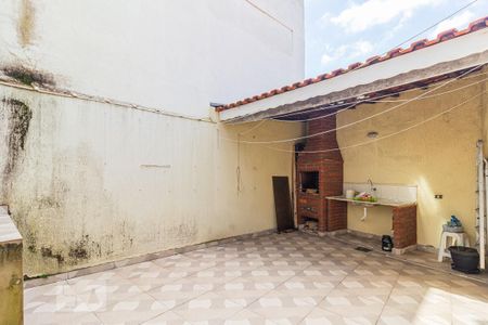 Casa à venda com 209m², 3 quartos e 2 vagasQuintal