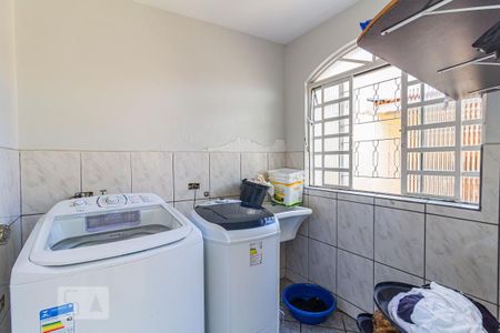 Casa à venda com 209m², 3 quartos e 2 vagasÁrea de Serviço