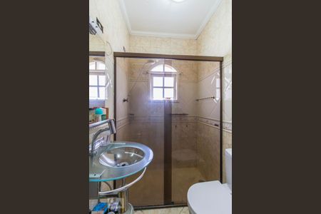 Casa à venda com 209m², 3 quartos e 2 vagasBanheiro