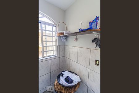 Casa à venda com 209m², 3 quartos e 2 vagasÁrea de Serviço