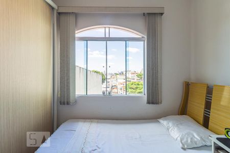 Casa à venda com 209m², 3 quartos e 2 vagasQuarto 2