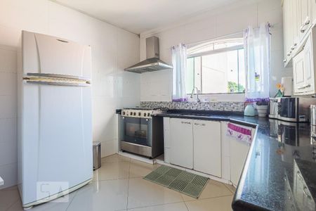 Casa à venda com 209m², 3 quartos e 2 vagasCozinha