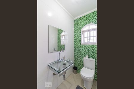 Casa à venda com 209m², 3 quartos e 2 vagasLavabo