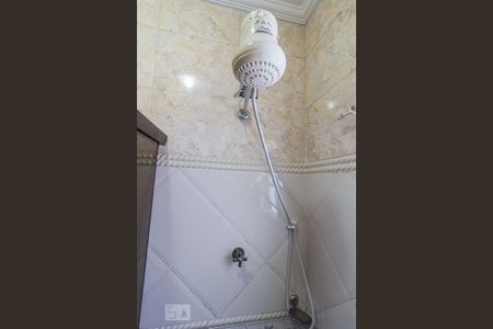 Casa à venda com 209m², 3 quartos e 2 vagasBanheiro - Chuveiro