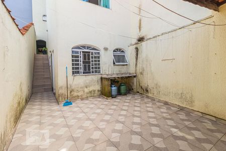 Casa à venda com 209m², 3 quartos e 2 vagasQuintal