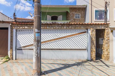 Casa à venda com 209m², 3 quartos e 2 vagasFachada