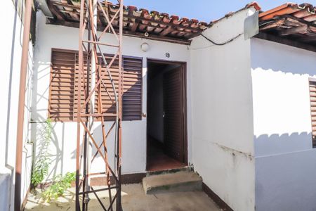 Studio para alugar com 30m², 1 quarto e sem vaga Studio para alugar com 30m², 1 quarto e sem vagaFachada