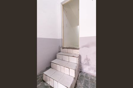 Studio para alugar com 28m², 1 quarto e sem vagaEscada de acesso 