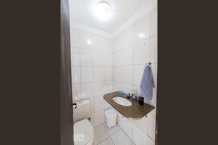 Casa à venda com 25m², 1 quarto e 1 vagaLavabo