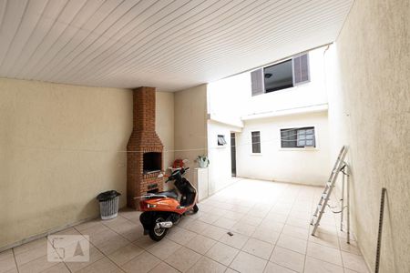 Casa à venda com 25m², 1 quarto e 1 vagaQuintal