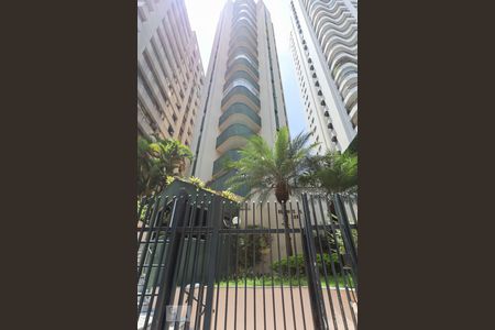 Apartamento para alugar com 35m², 1 quarto e 1 vagaFachada