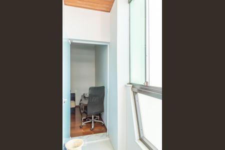 Apartamento à venda com 373m², 4 quartos e 3 vagasSacada do Quarto 1 e 2