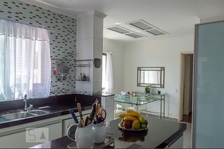 Apartamento à venda com 373m², 4 quartos e 3 vagasCozinha
