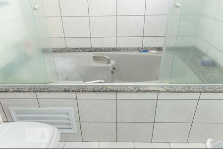 Apartamento à venda com 373m², 4 quartos e 3 vagasBanheiro da Suíte