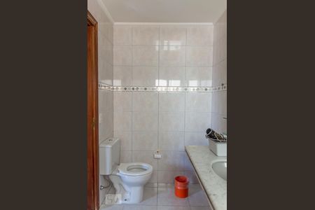 Apartamento à venda com 373m², 4 quartos e 3 vagasBanheiro da Suíte 2