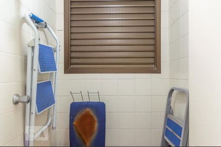 Apartamento à venda com 373m², 4 quartos e 3 vagasBanheiro de Serviço